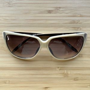 Paul Frank Sunglasses 🕶 white brown cream